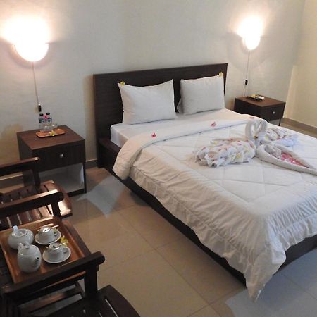 D'Batur Hotel Senggigi Pokój zdjęcie