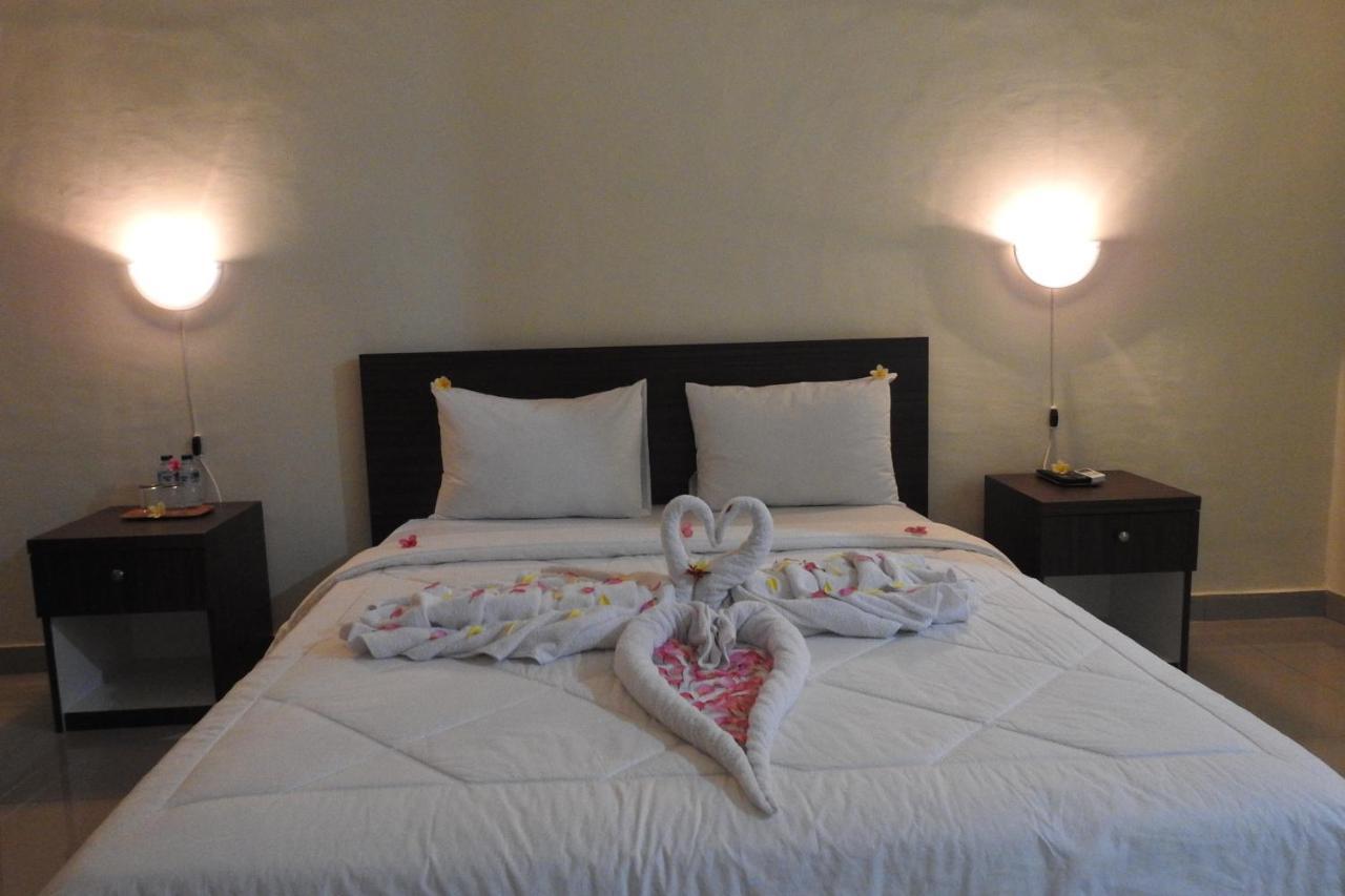 D'Batur Hotel Senggigi Zewnętrze zdjęcie