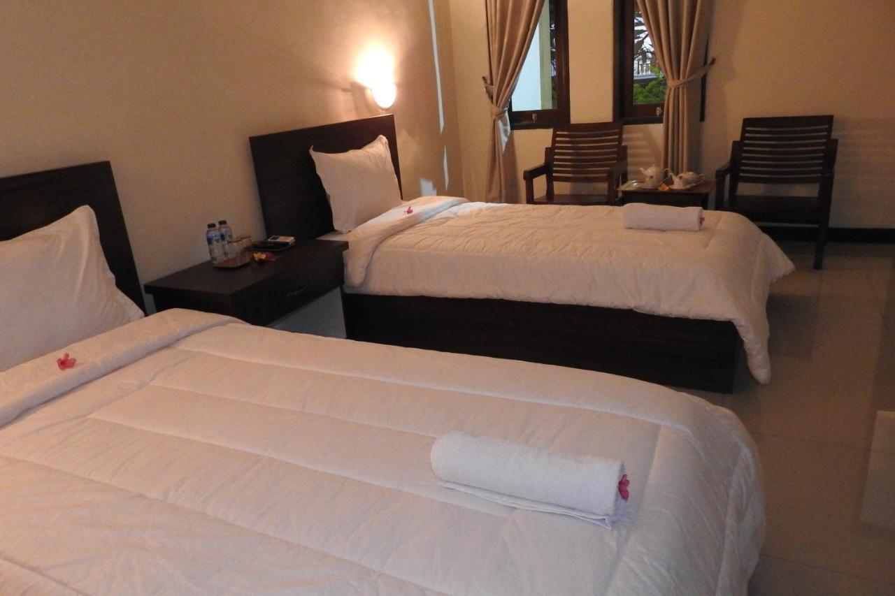 D'Batur Hotel Senggigi Zewnętrze zdjęcie