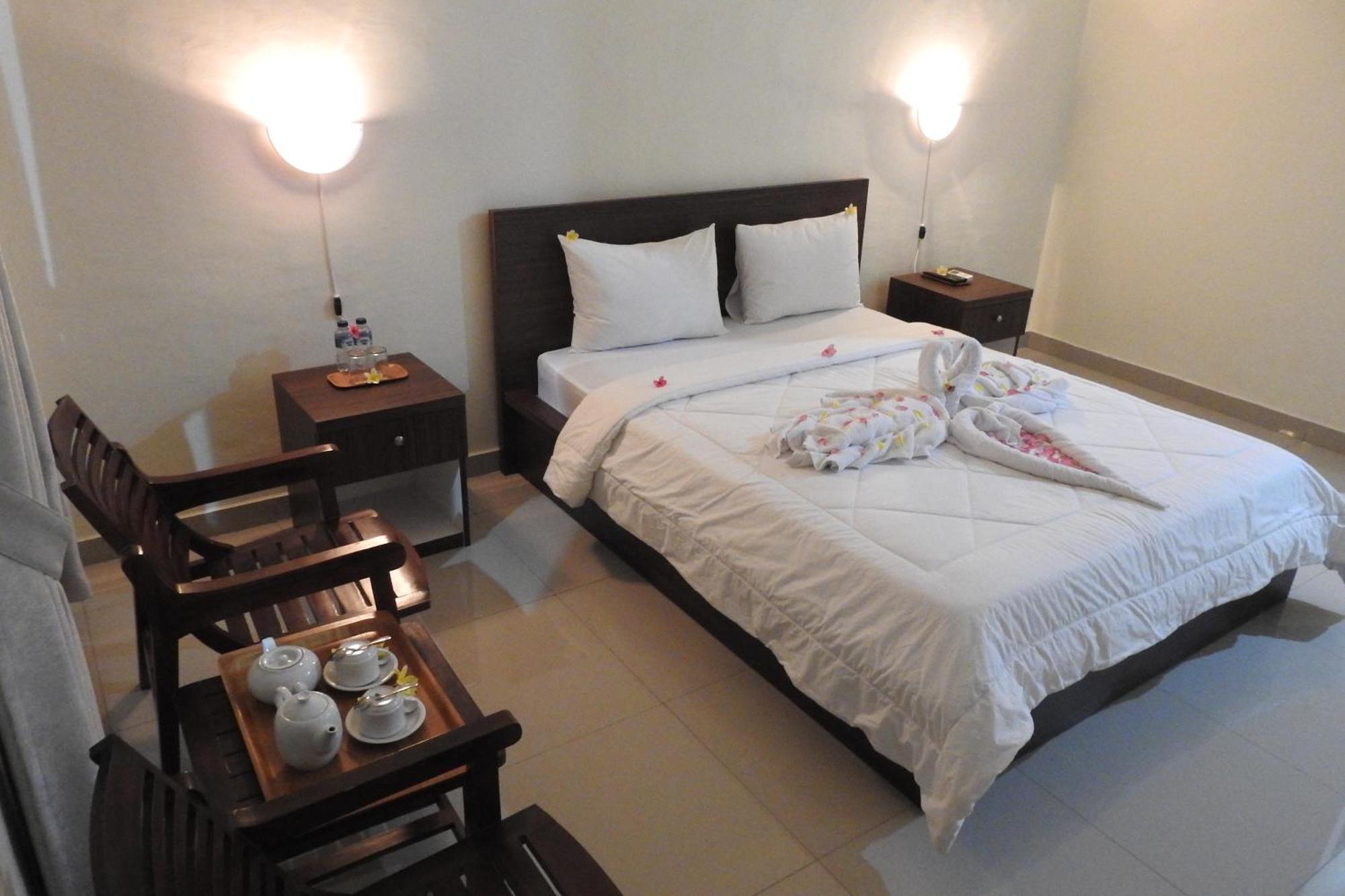 D'Batur Hotel Senggigi Pokój zdjęcie