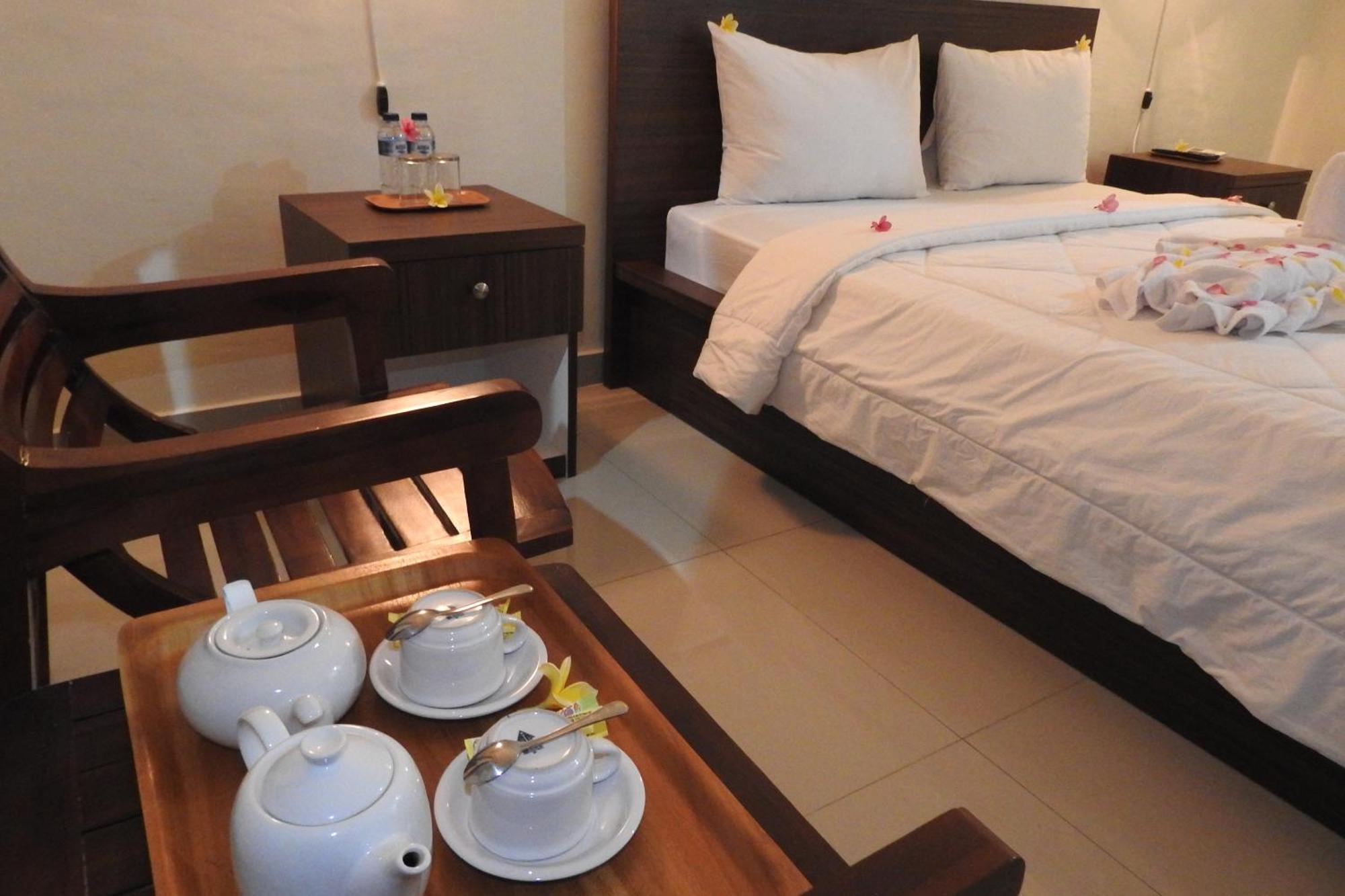 D'Batur Hotel Senggigi Pokój zdjęcie